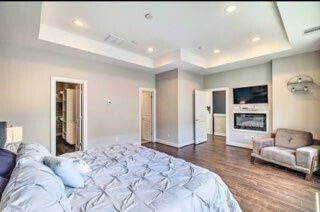 Building Photo - 2403 Everett St