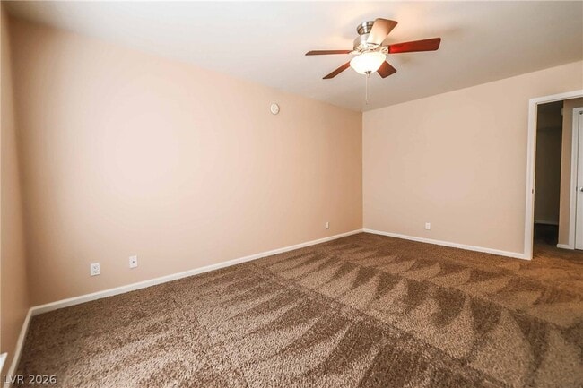 Building Photo - 683 Oakmont Ave