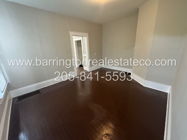 Building Photo - 1108 4th Ct W
