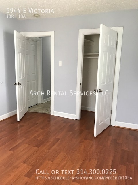 Building Photo - 5944 E Victoria-