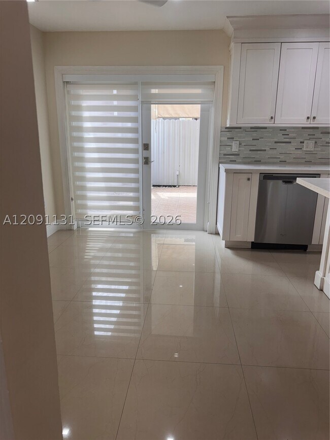 Building Photo - 7075 NW 173rd Dr