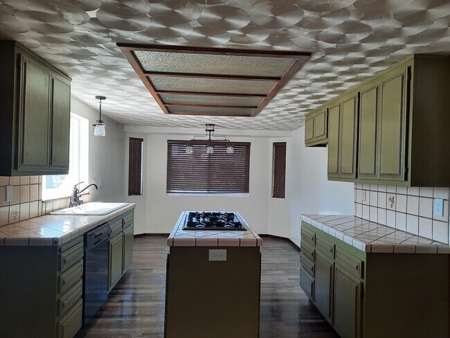 Building Photo - 13615 Driftwood Dr