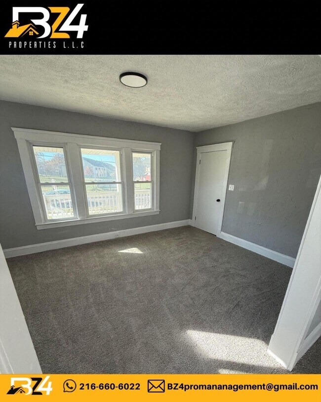 Building Photo - 1035 E 140th St