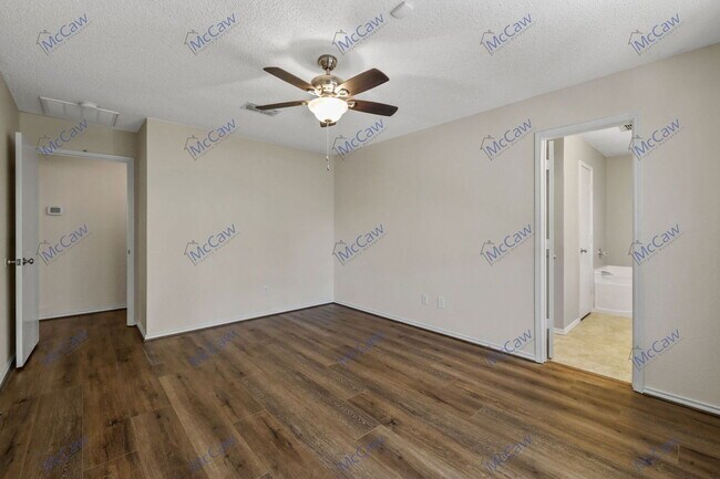 Building Photo - 5719 Colebrook Trail