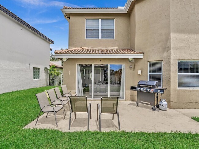 Building Photo - 7145 Crescent Creek Pl