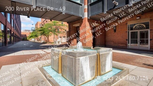 Building Photo - 200 River Pl Dr