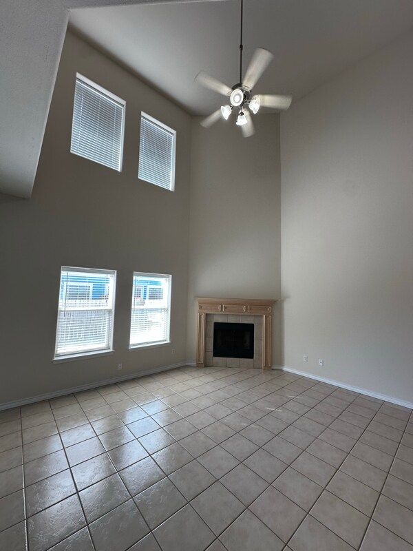 Building Photo - 15505 Palmira Ave
