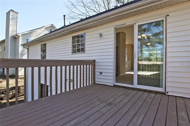 Building Photo - 3657 River Ridge Ct