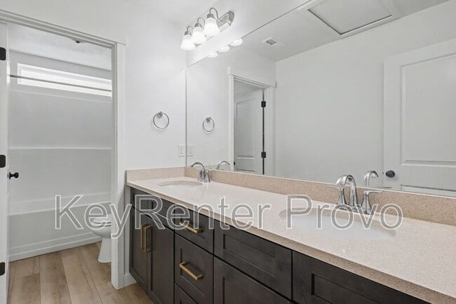 Building Photo - 4152 E Bonne Vista Dr