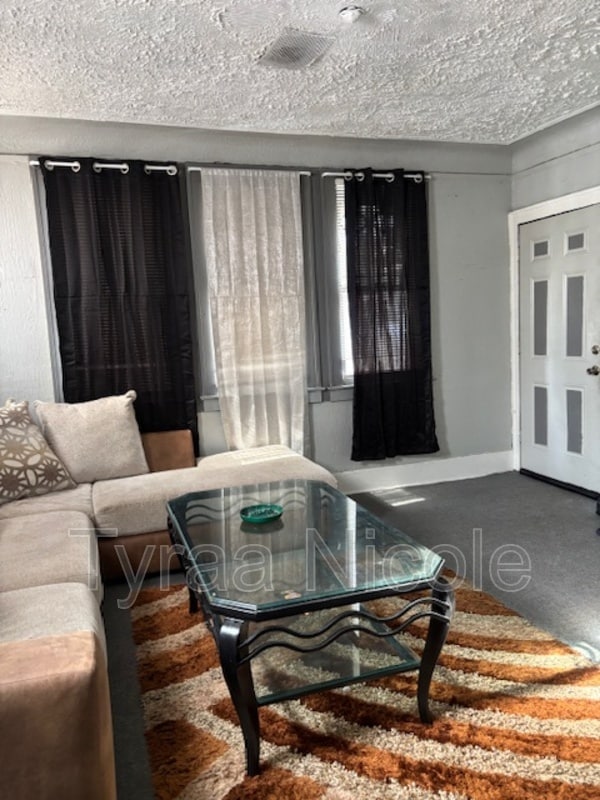 Building Photo - 7526 Wykes St