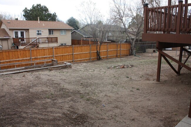 Building Photo - 1125 Peterson Rd