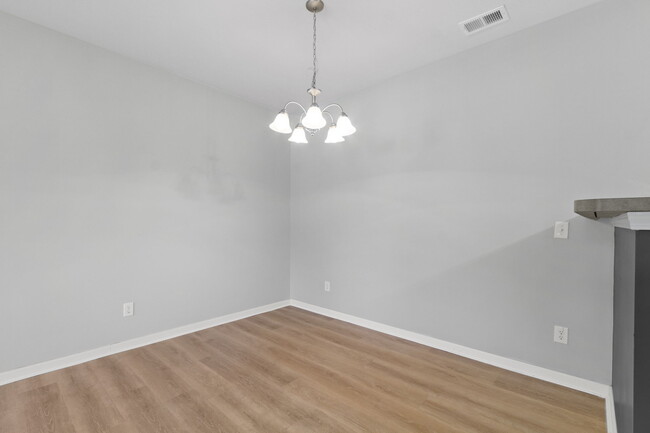 Building Photo - 12075 Scoria Dr