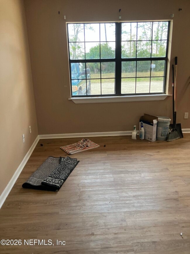 Building Photo - 2515 Waters Edge Dr