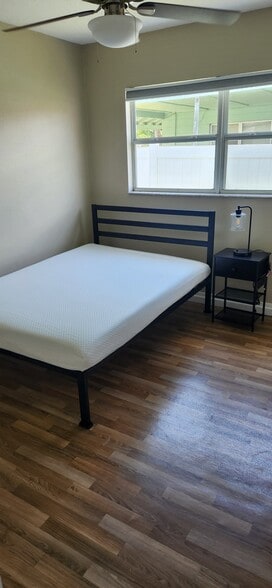 Building Photo - 14501 Daring Ave