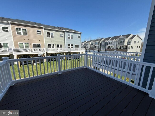 Building Photo - 4929 DUNHAVEN Dr