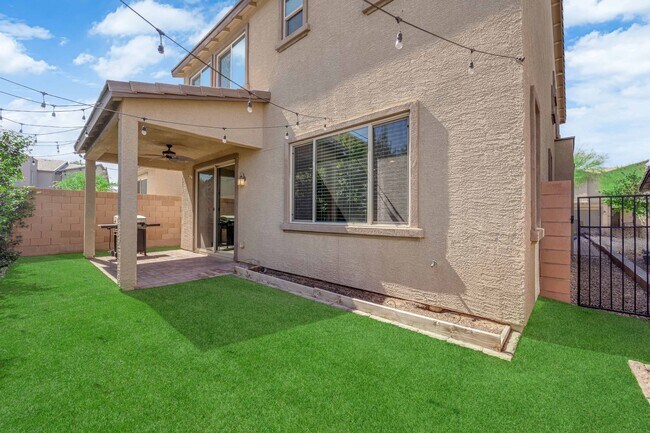 Building Photo - Beautiful House near Durango Curve