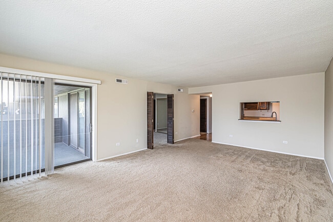 Building Photo - 1255 N Sterling Ave