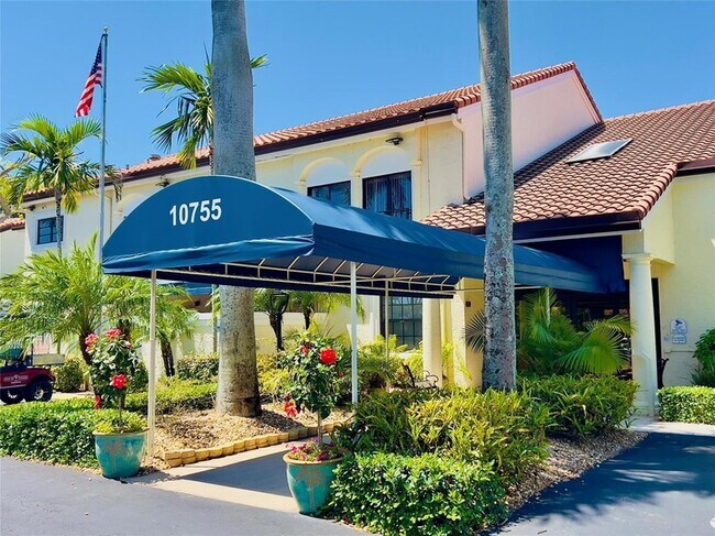 Building Photo - 10615 Ocean Palm Way