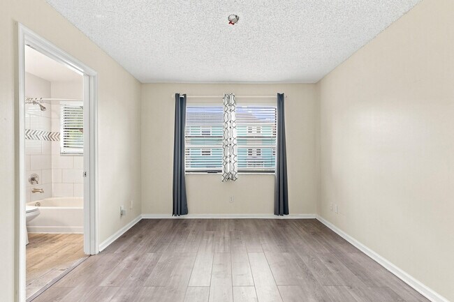 Building Photo - 13521 S Indian River Dr