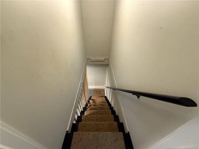 Building Photo - 907 Evans Dr