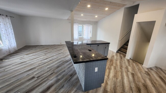 Building Photo - 638 Calhoun Ave