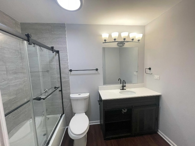 Building Photo - 455 Kilkenny Ct