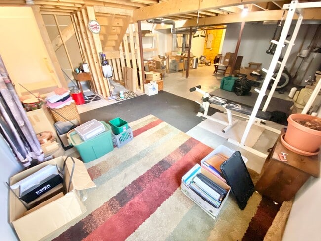 Building Photo - 2 Bedroom Home in Williston VT Available 9...
