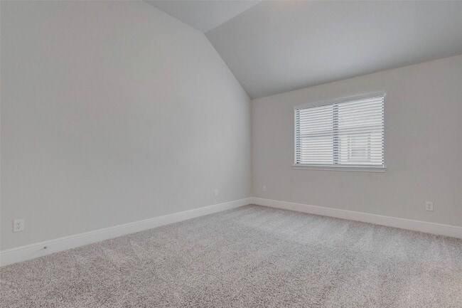 Building Photo - 30627 S Creek Way