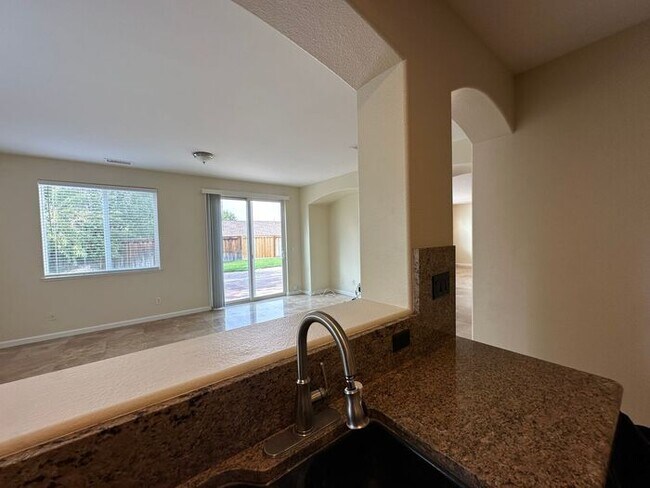 Building Photo - 11113 Messina Way