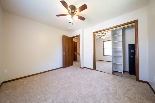 Building Photo - 408 10th St