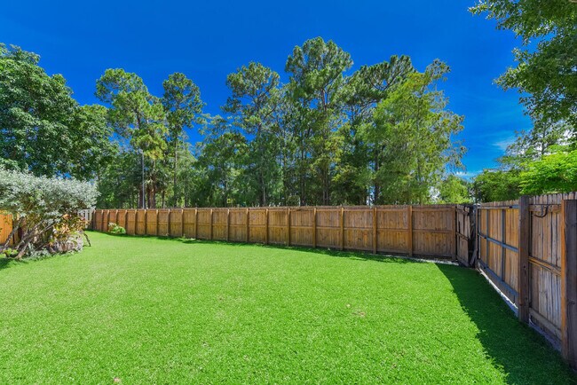 Building Photo - 13442 Northumberland Cir