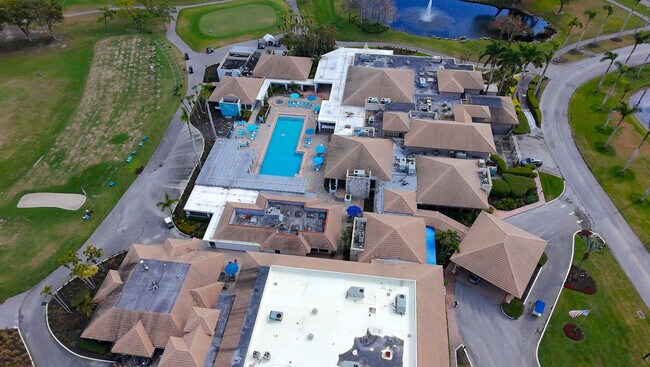 Building Photo - 8545 Casa Del Lago