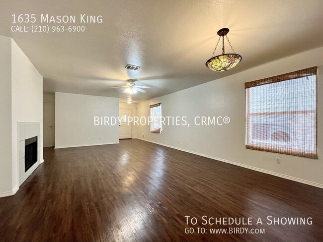 Building Photo - 1635 Mason King