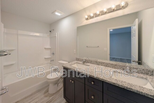 Building Photo - 8455 Buttercup St