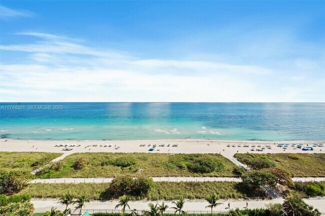 Building Photo - 9511 Collins Ave