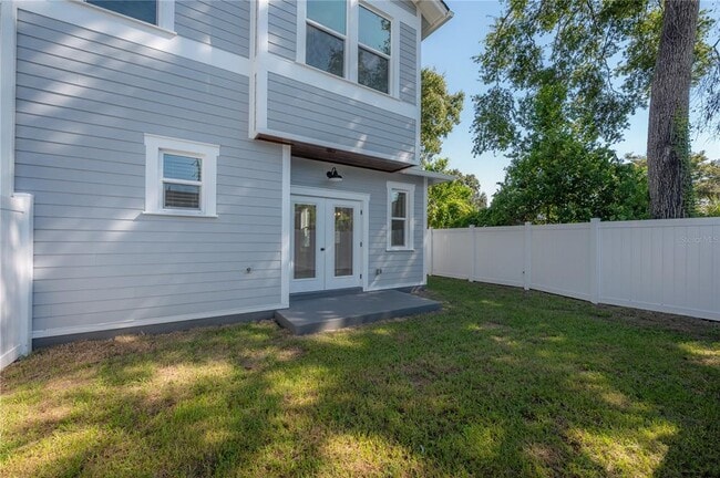 Building Photo - 807 E Ida St