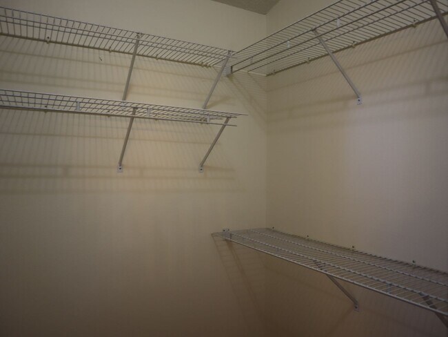 Building Photo - Beautiful Brick Home in Crystal Lakes Estate Call Carole Arcaro 386-216-4900 Deltona Lakes Realty