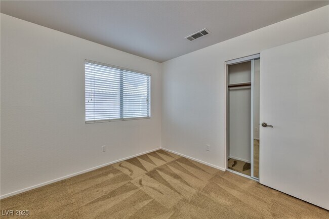 Building Photo - 1417 Walstone Rd