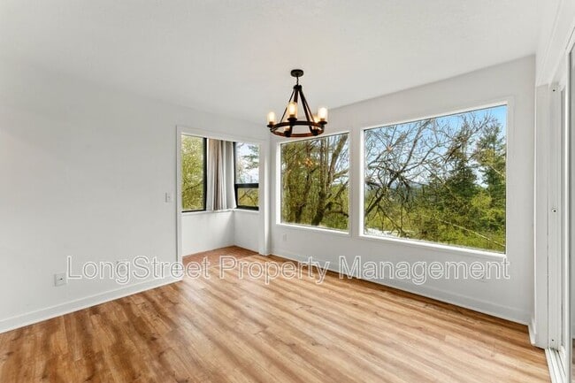 Building Photo - 48 Eagle Crest Dr