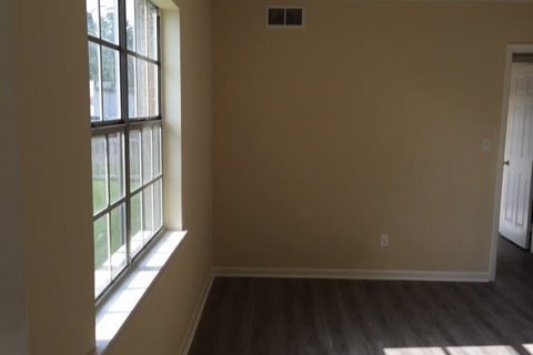 Beautiful New Flooring throughout - 2725 Wren Dr