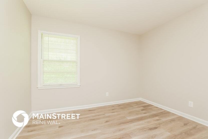 Building Photo - 104 Oak Dr