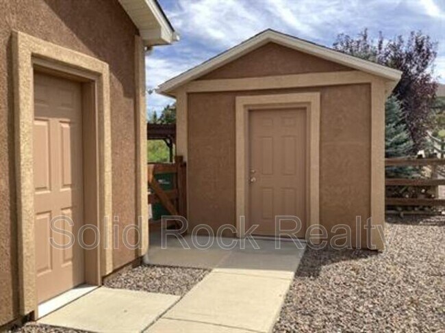 Building Photo - 655 Woodmoor Acres Dr