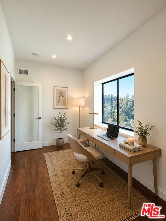 Building Photo - 2013 Cyprean Dr