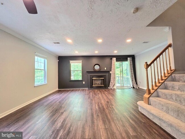 Building Photo - 7266 Mahogany Dr