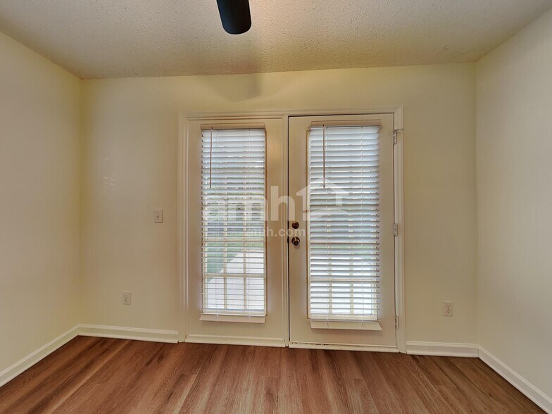 Building Photo - 164 Cameron Way Cir