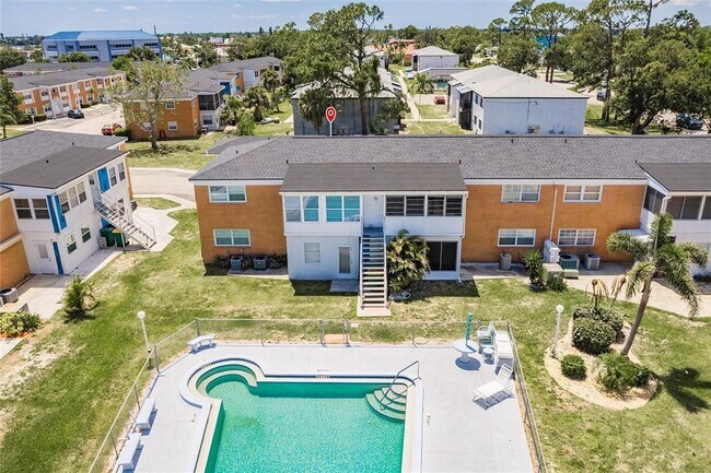 Building Photo - 4158 S Tamiami Trl