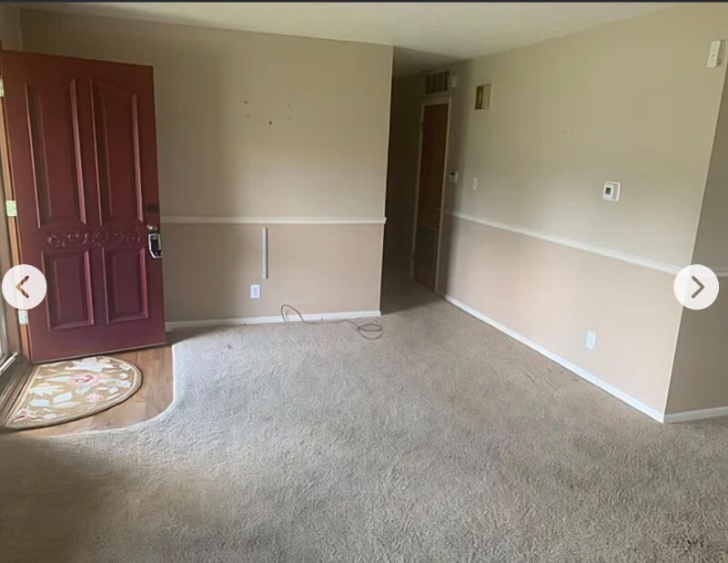 Building Photo - 2829 Hillside Dr