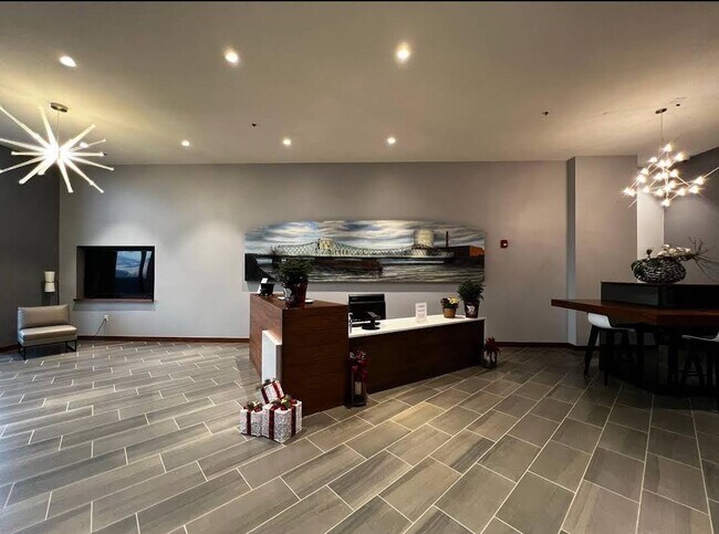 Building Photo - 604 Frank E Rodgers Blvd S