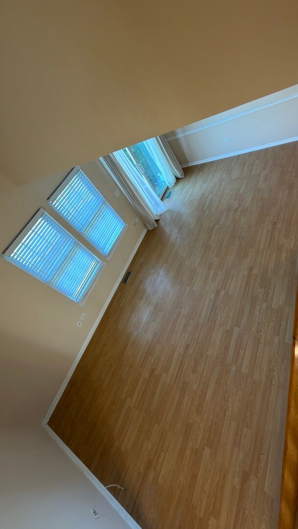 Building Photo - 8114 160th St