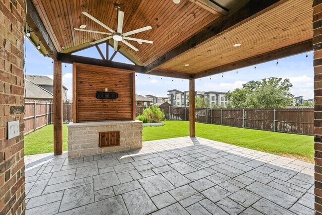 Building Photo - 3813 Gennaker Dr